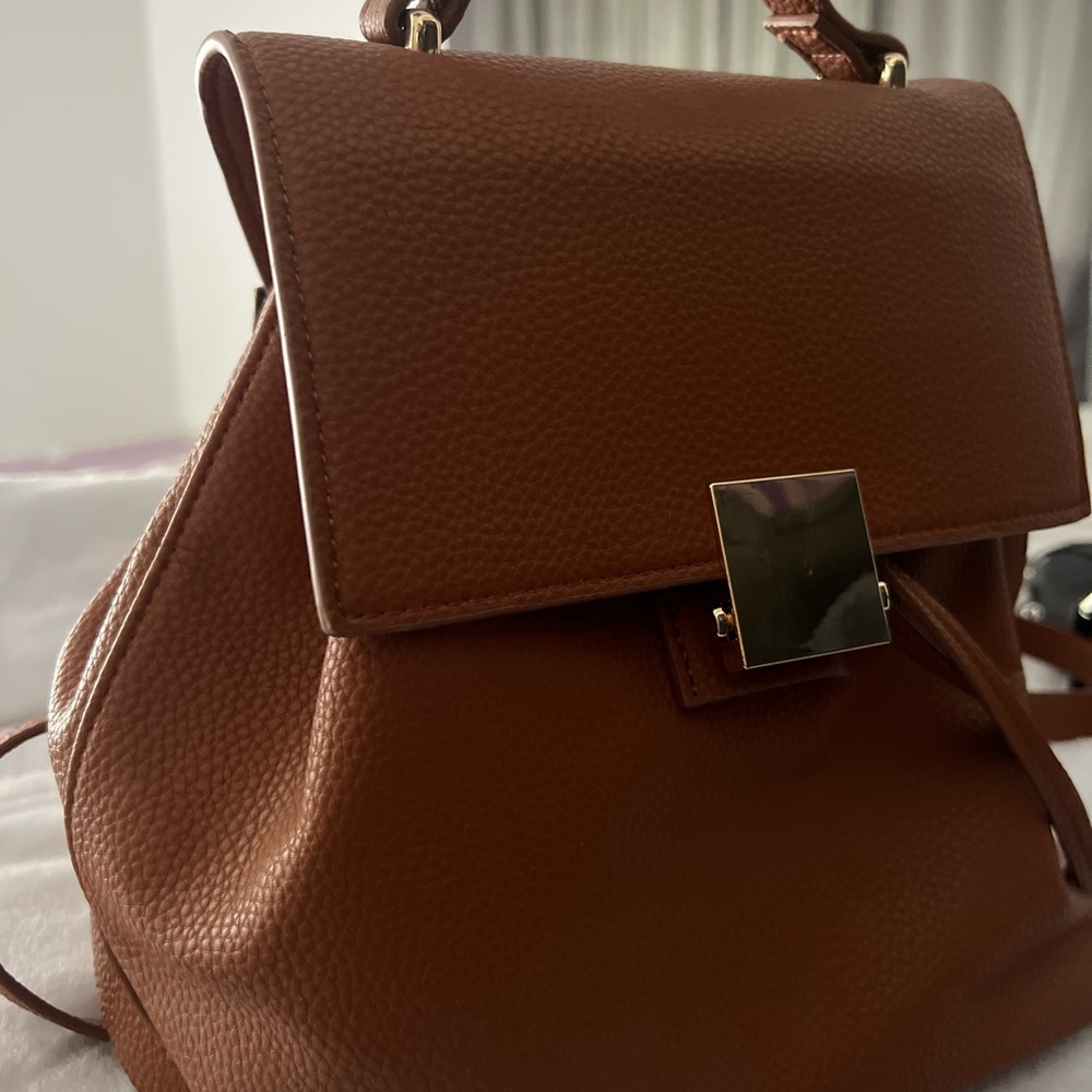 Forever 21 back pack - Picture 2 of 10
